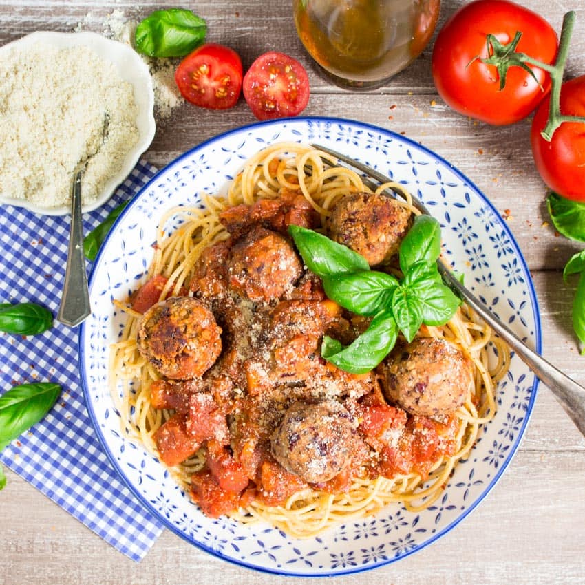 Vegan Meatballs with Spaghetti